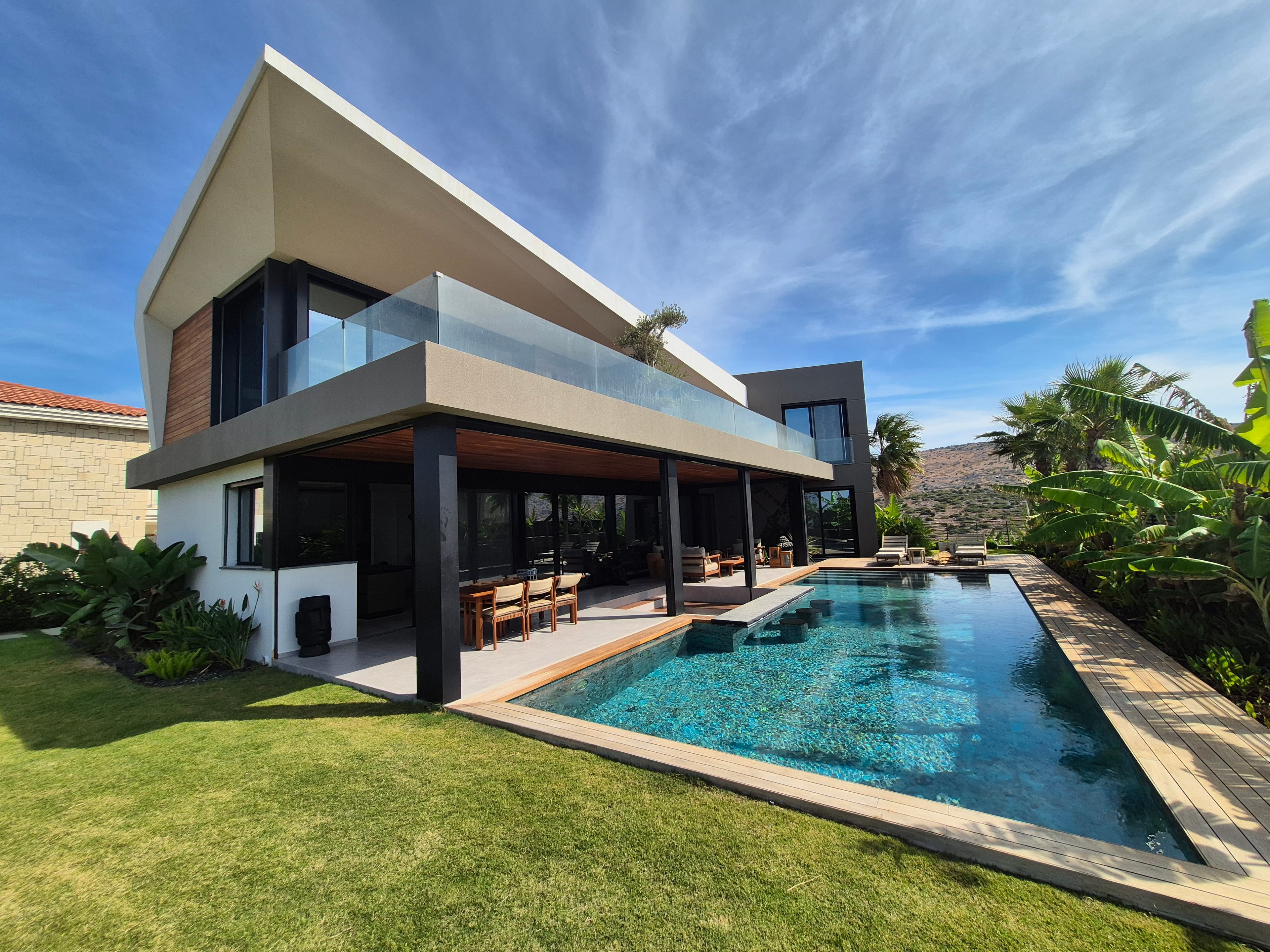 Ultra-luxuriöse Villa mit Panoramablick auf das Meer zum Verkauf in Çeşme Fenerburnu, Çiftlik, Çeşme