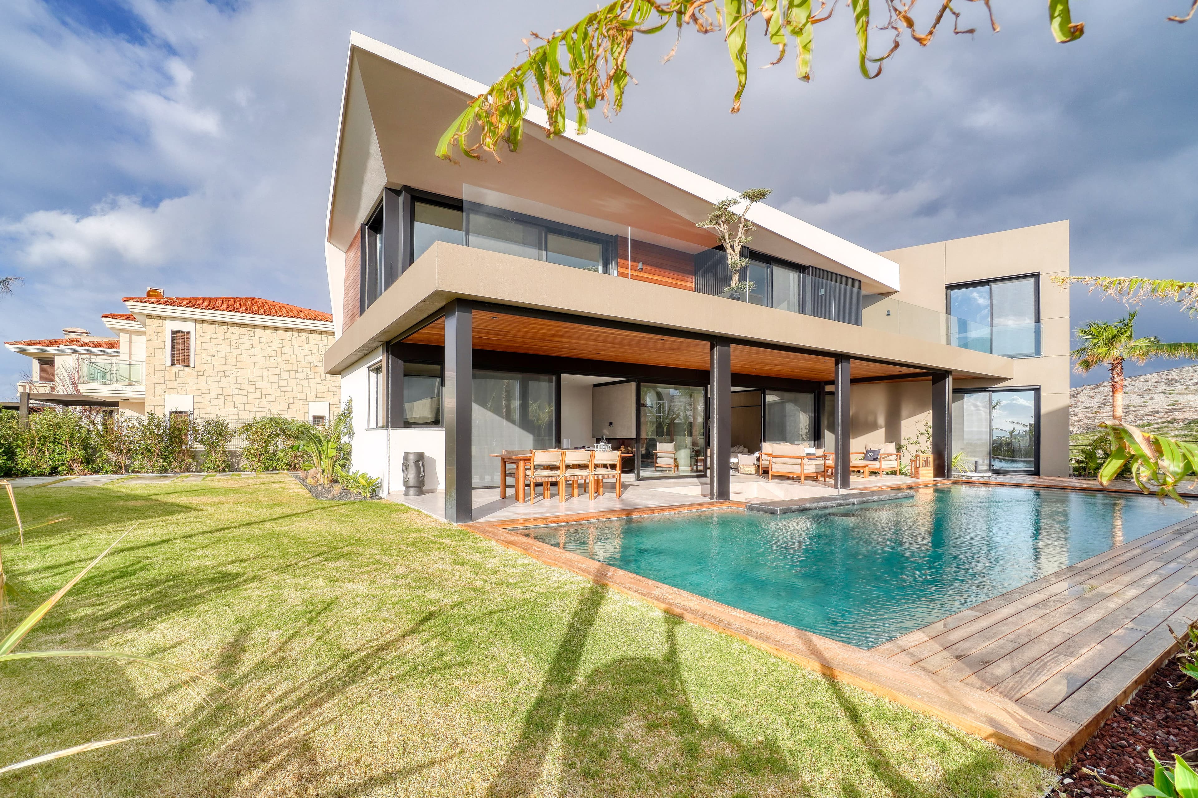 Ultra-luxuriöse Villa mit Panoramablick auf das Meer zum Verkauf in Çeşme Fenerburnu, Çiftlik, Çeşme