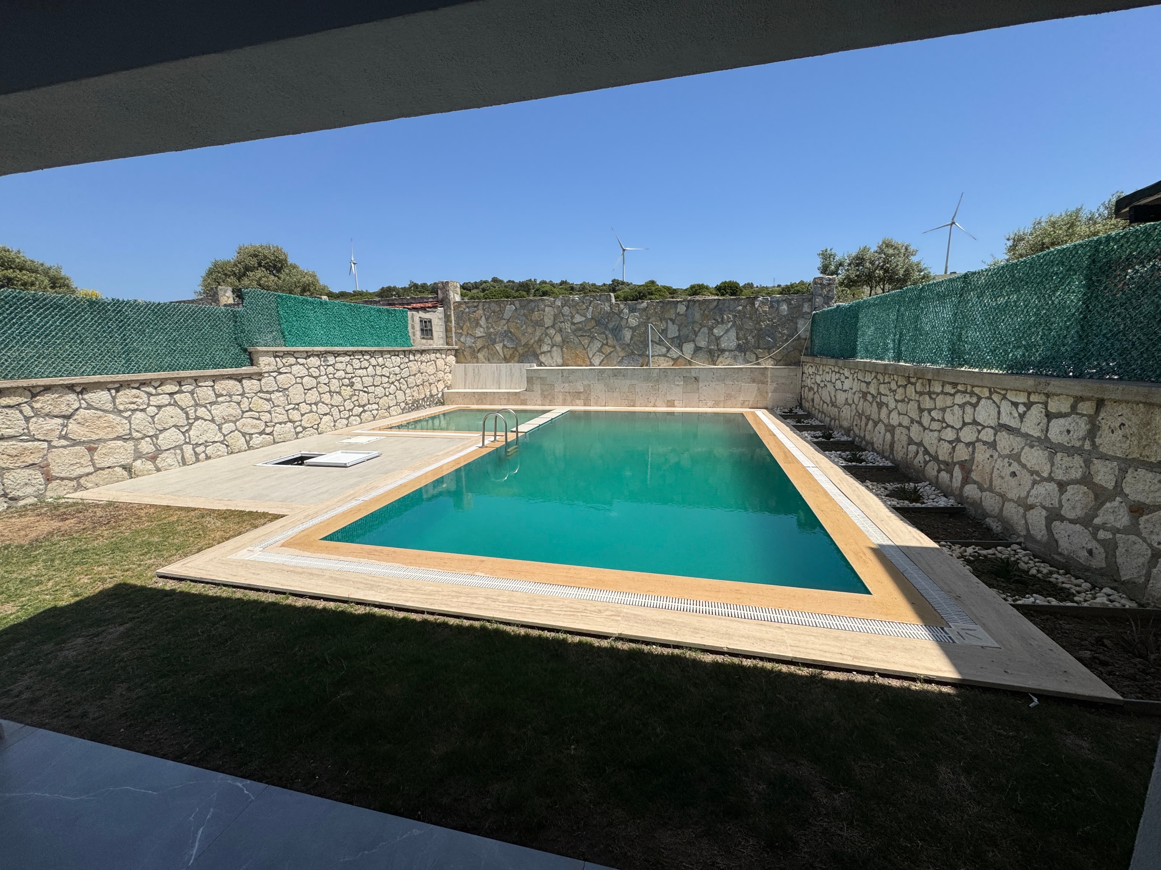 Freistehende 3+1 Villa mit privatem Pool zur saisonalen Vermietung in Çeşme Reisdere, Reisdere, Çeşme