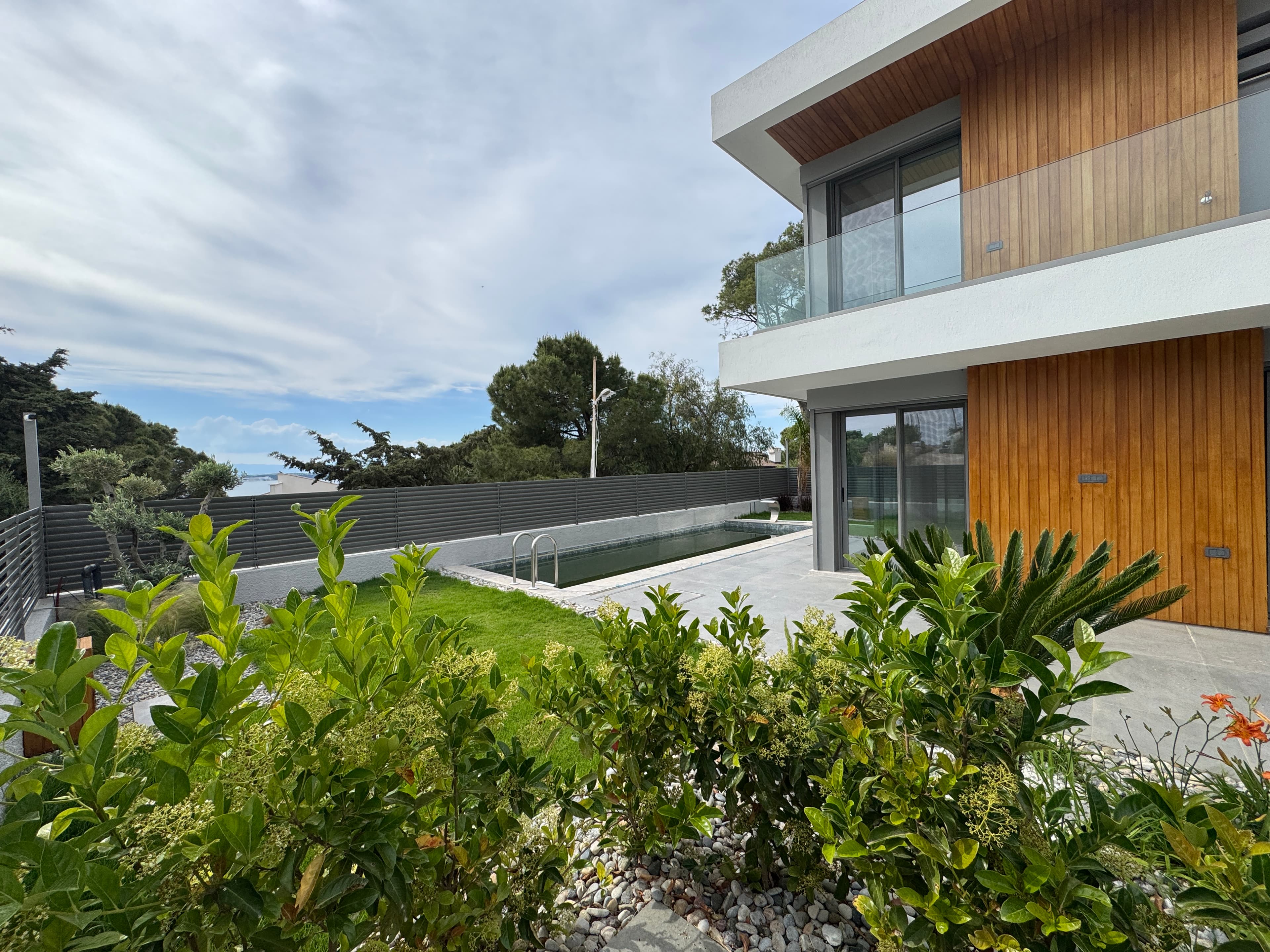 Çeşme Ilıca'da Satılık Deniz Manzaralı 5+2 Müstakil Havuzlu Lüks Villa, Ilıca, Çeşme