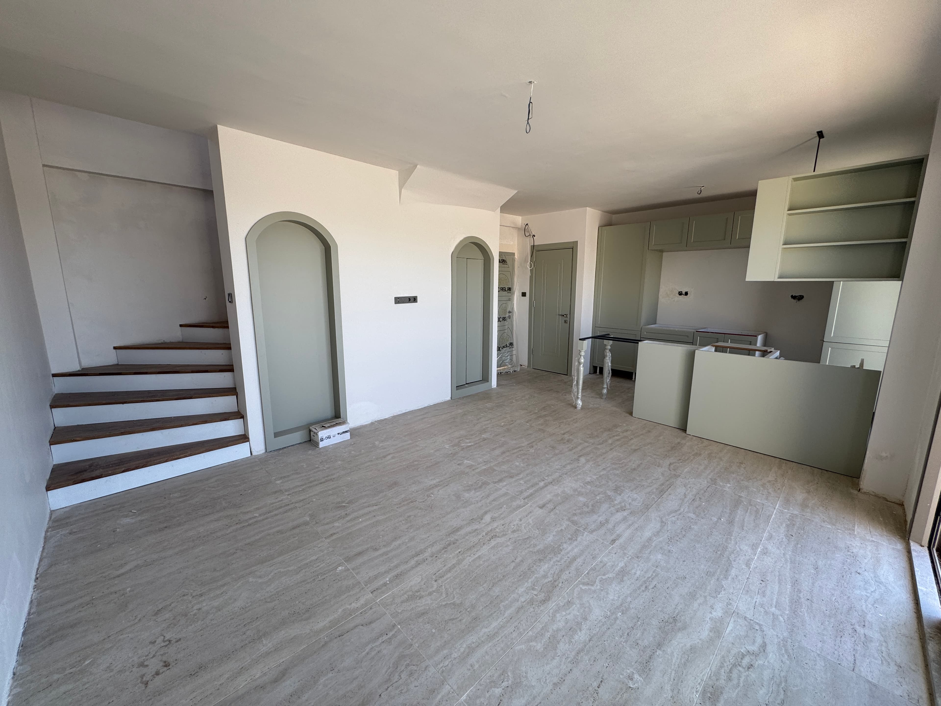 KISA SÜRELİ FIRSAT - Alaçatı'da Satılık 2+1 Müstakil Havuzlu Villa, Alaçatı