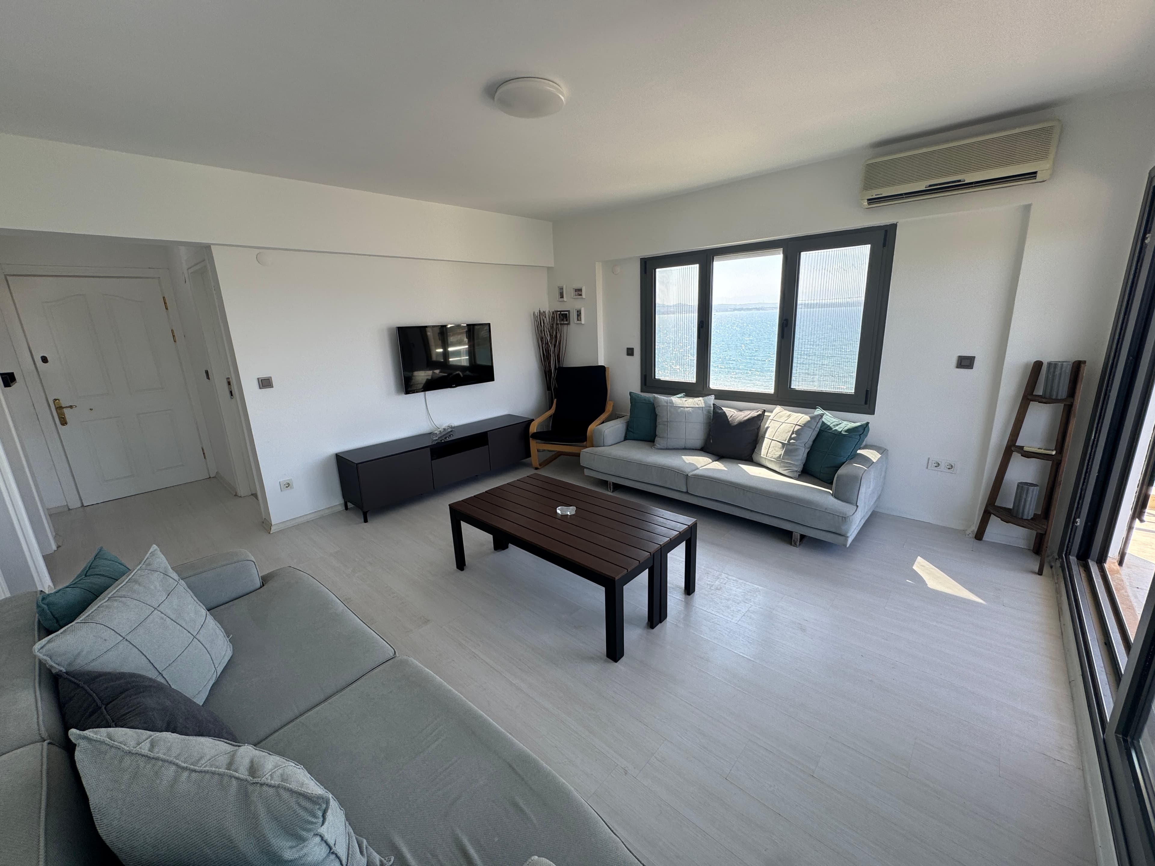Çeşme Ilıca Park Apart Sitesinde Satılık Panoramik Deniz Manzaralı 2+1 Daire, Ilıca, Çeşme