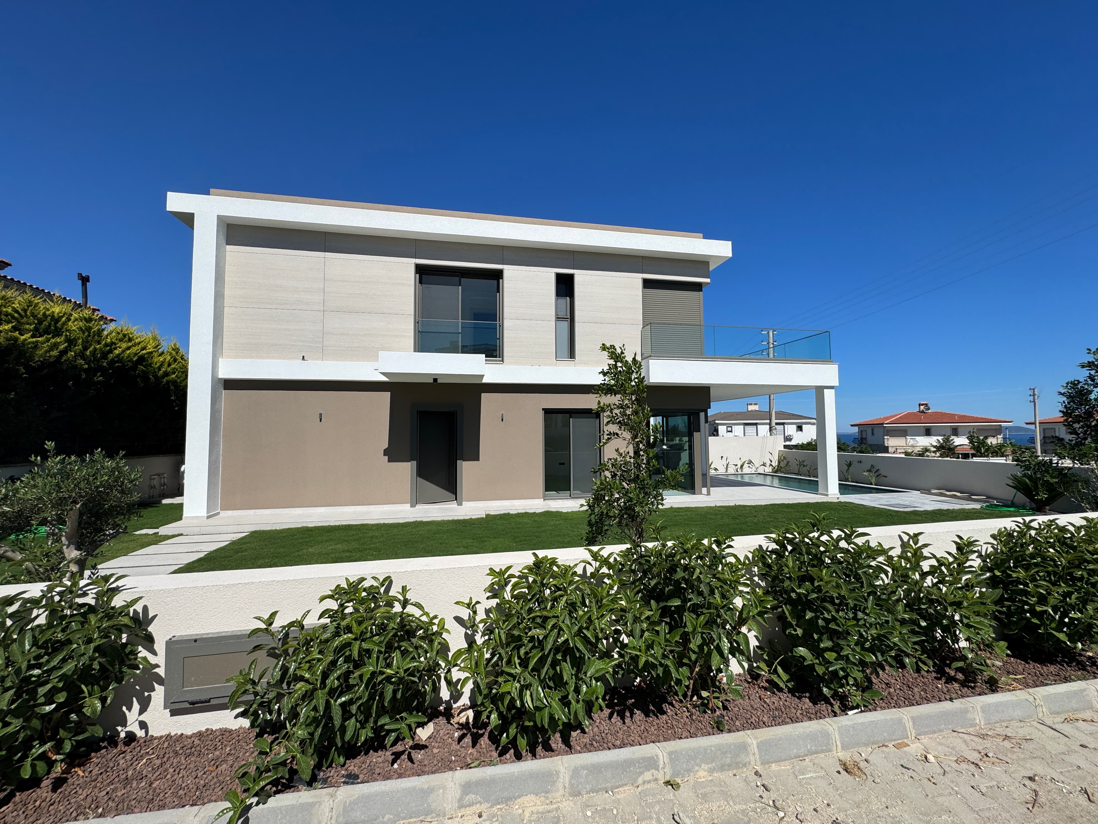 Çeşme Şifne'de Satılık Deniz Manzaralı 4+1 Müstakil Havuzlu Lüks Vİlla, Şifne, Çeşme
