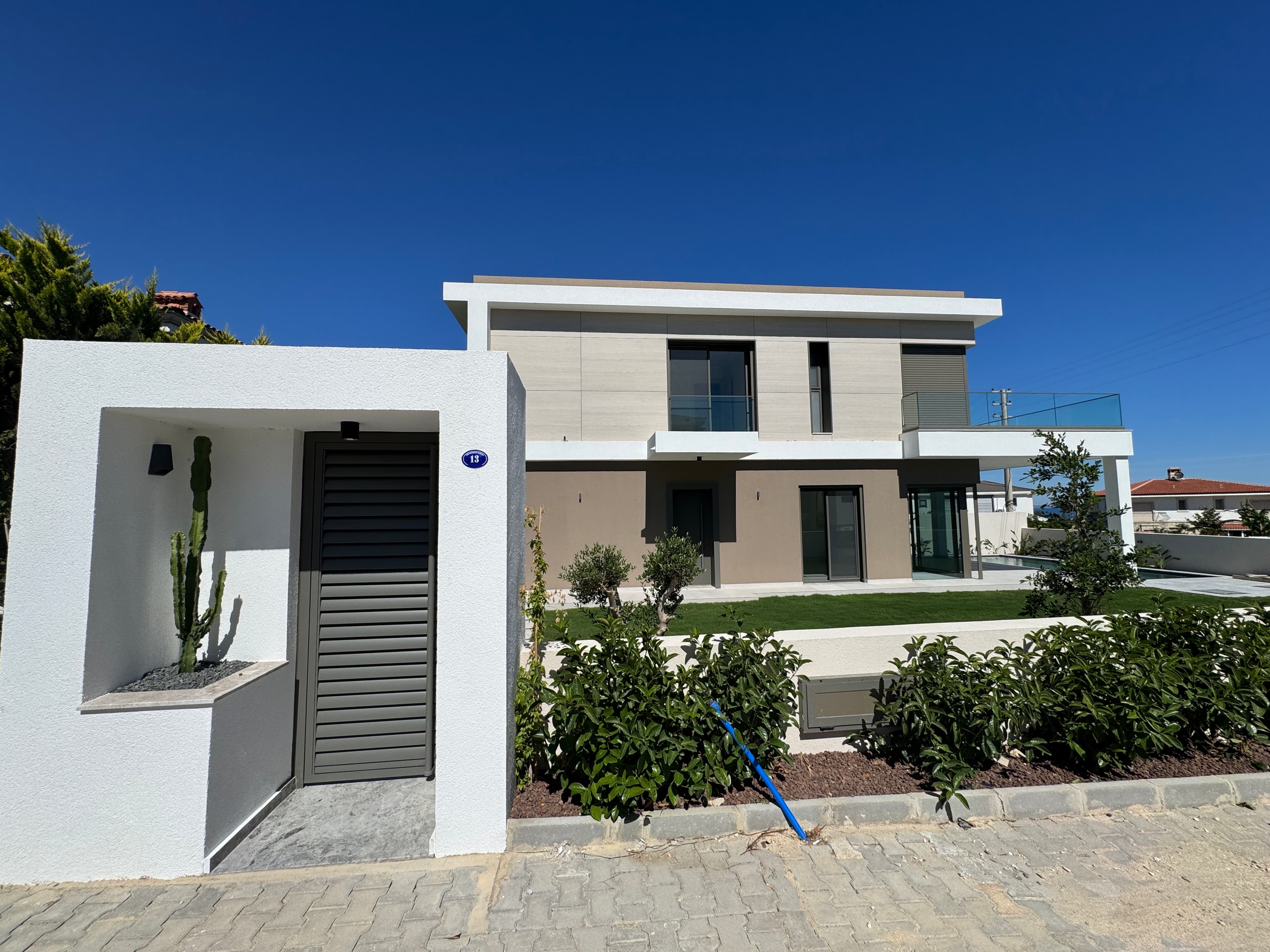 Çeşme Şifne'de Satılık Deniz Manzaralı 4+1 Müstakil Havuzlu Lüks Vİlla, Şifne, Çeşme