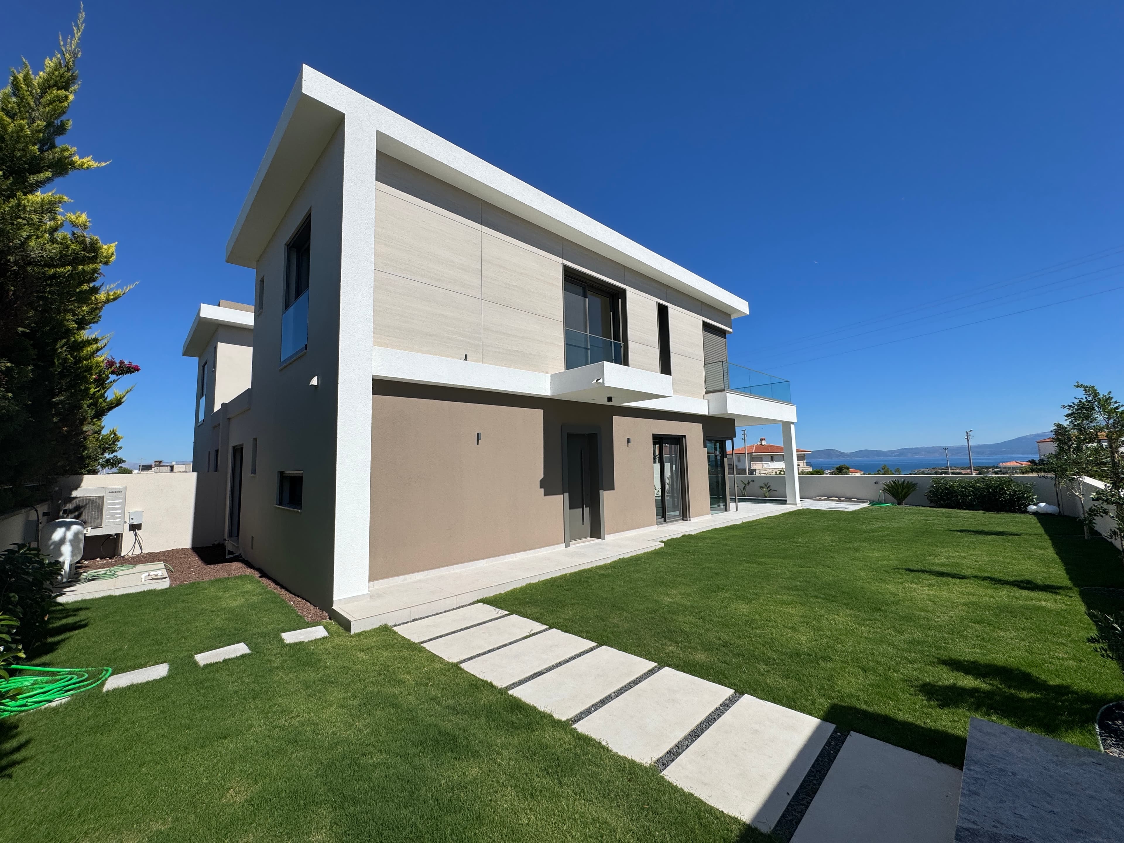 Çeşme Şifne'de Satılık Deniz Manzaralı 4+1 Müstakil Havuzlu Lüks Vİlla, Şifne, Çeşme