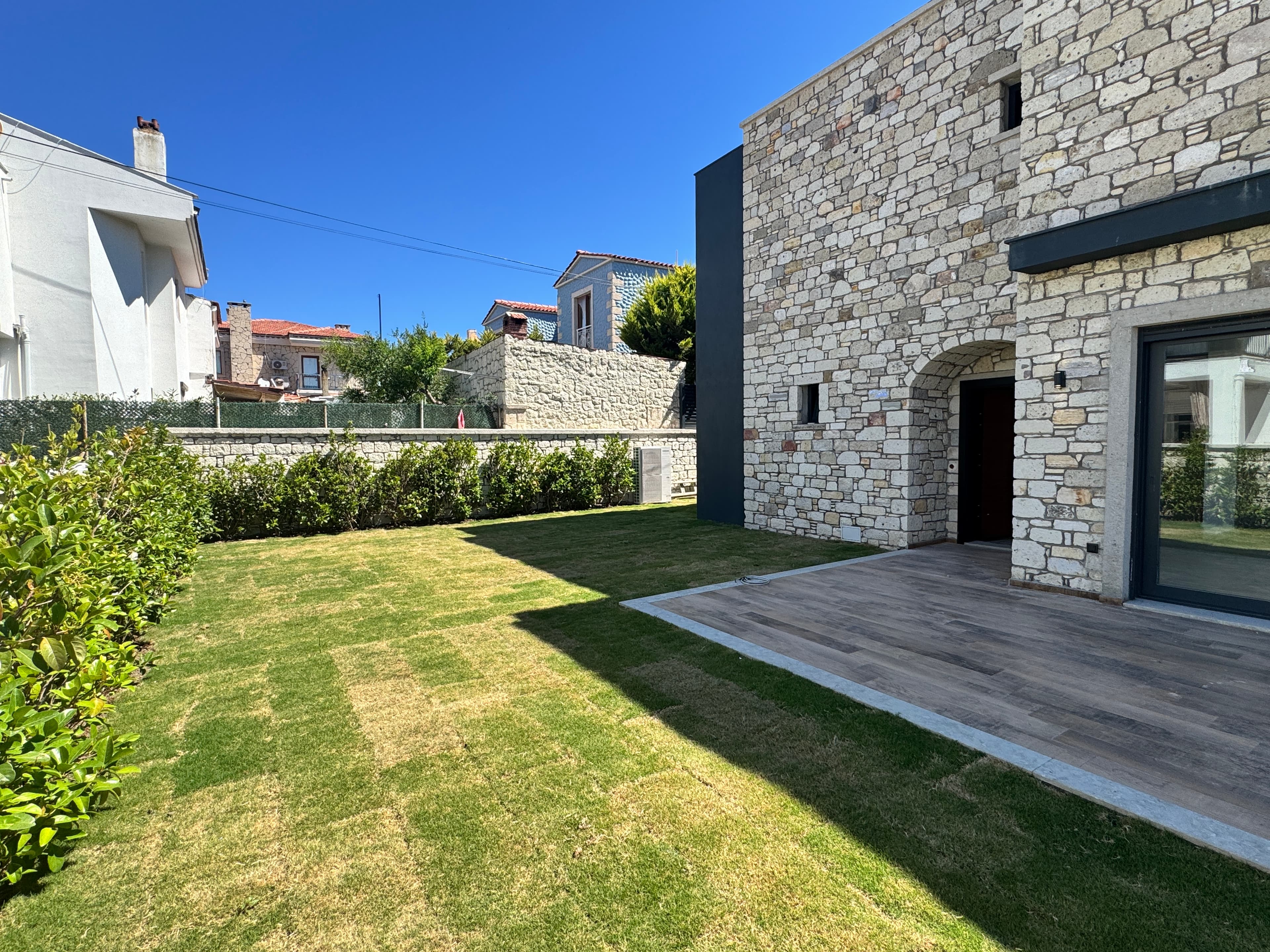 Çeşme Reisdere'de Satılık 4+1 Müstakil Havuzlu Lüks Villa, Şifne, Çeşme