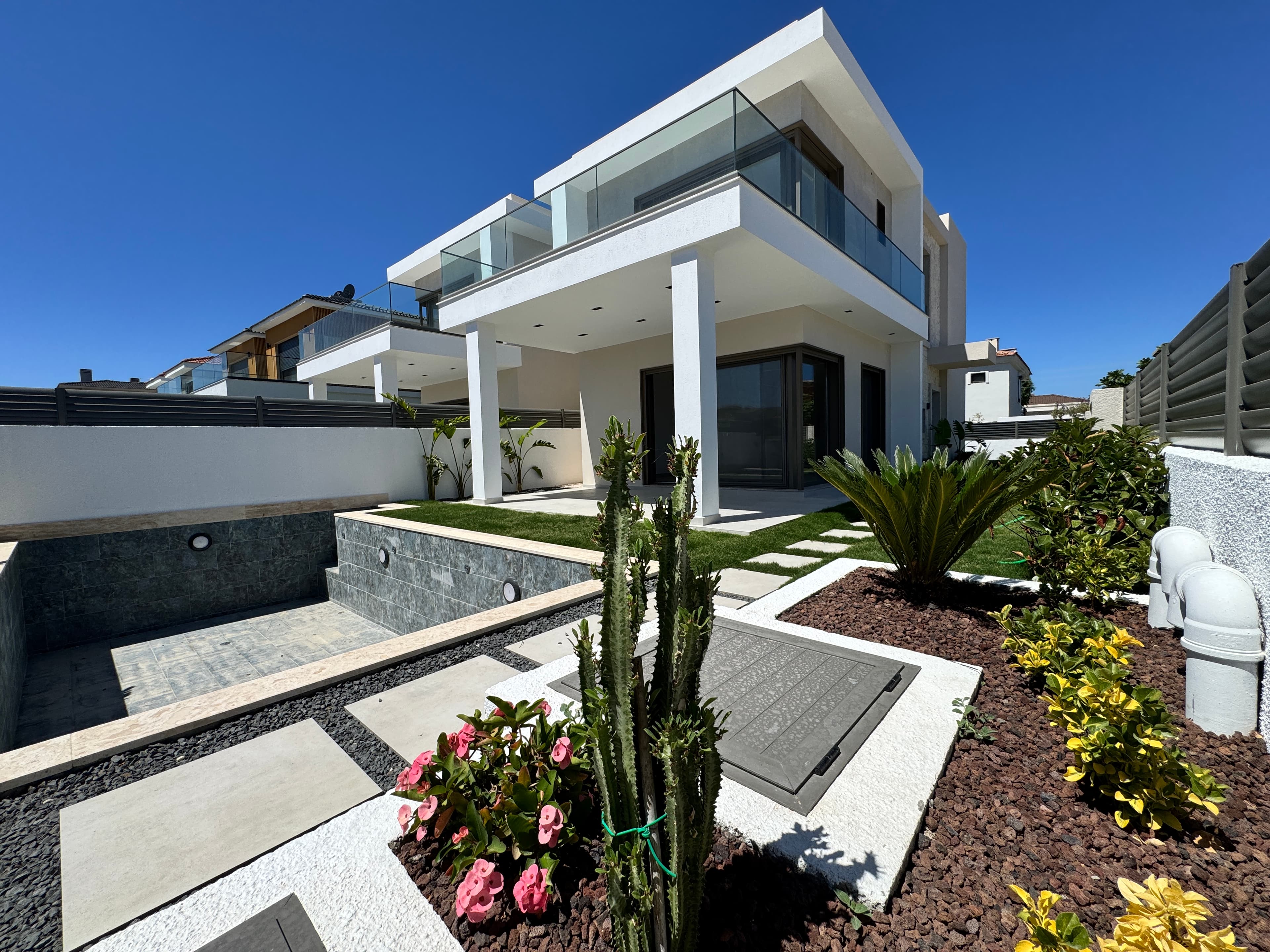 Çeşme Şifne'de Satılık 4+1 Müstakil Havuzlu Lüks Villa, Şifne, Çeşme
