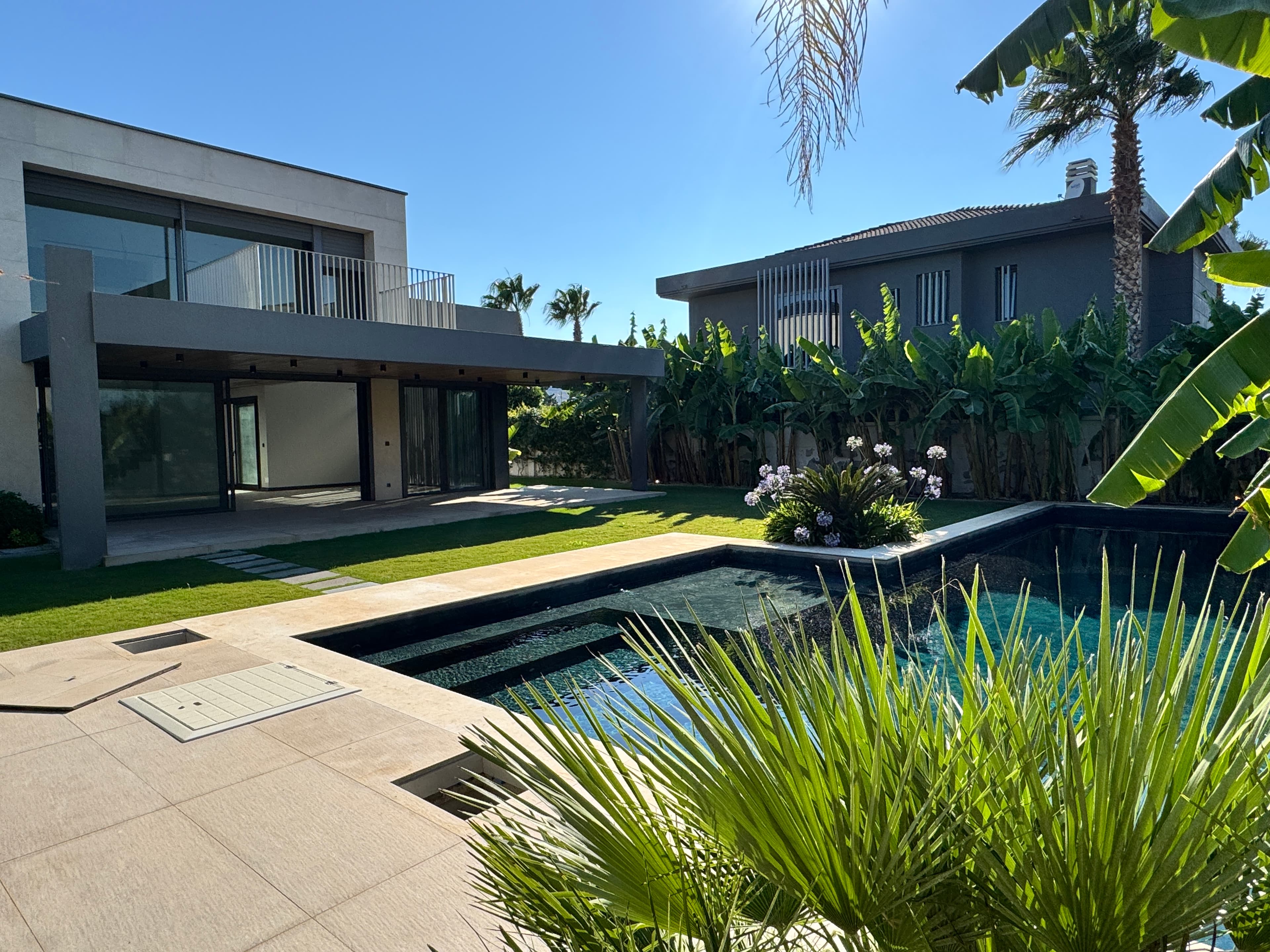 Çeşme Mamurbaba'da Satılık Ultra Lüks Prestijli Villa, Ilıca, Çeşme