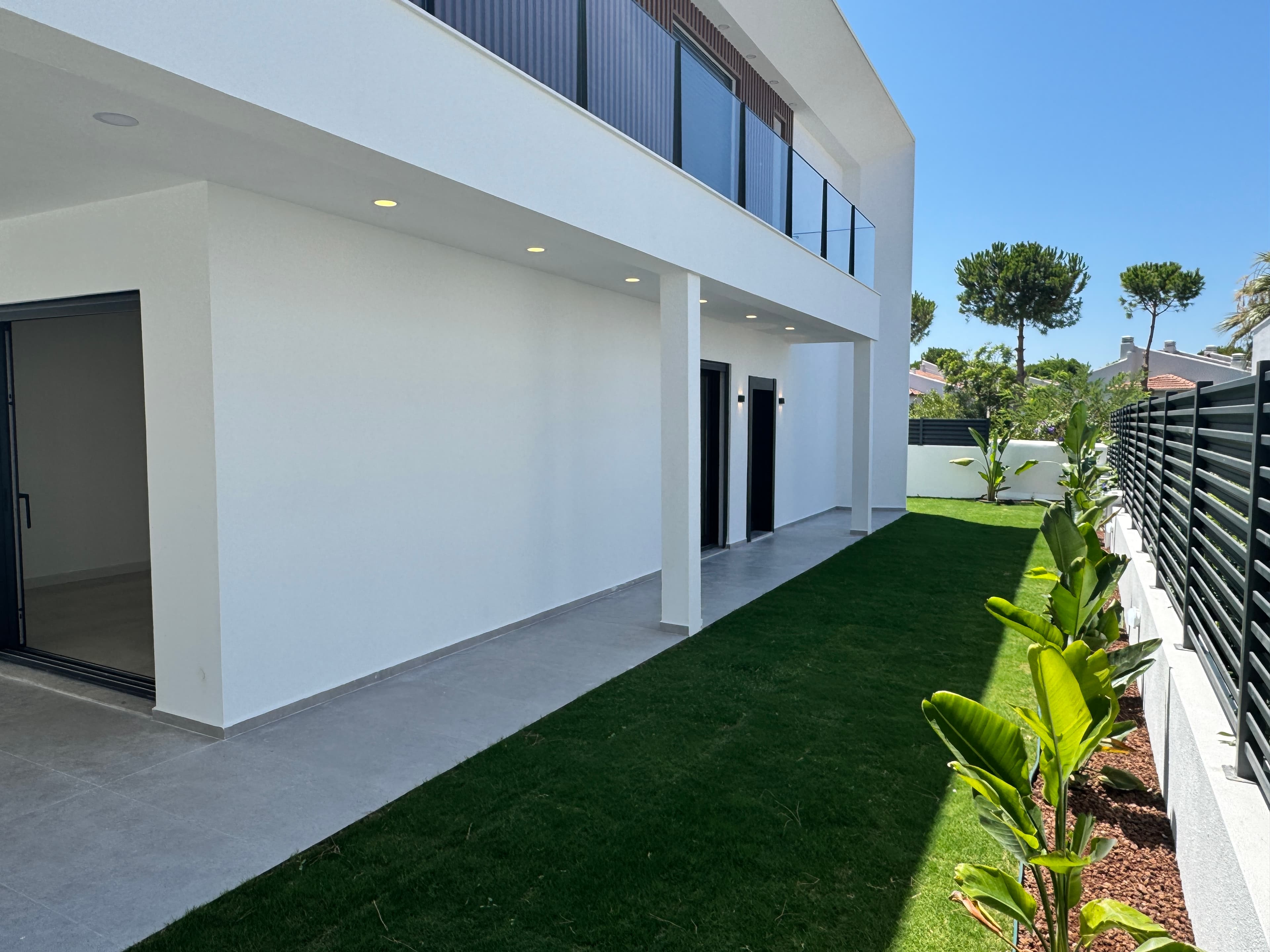 Çeşme Şifne'de Mistral Plajına 200 mt Mesafede Satılık 4+1 Havuzlu Lüks Villa, Şifne, Çeşme