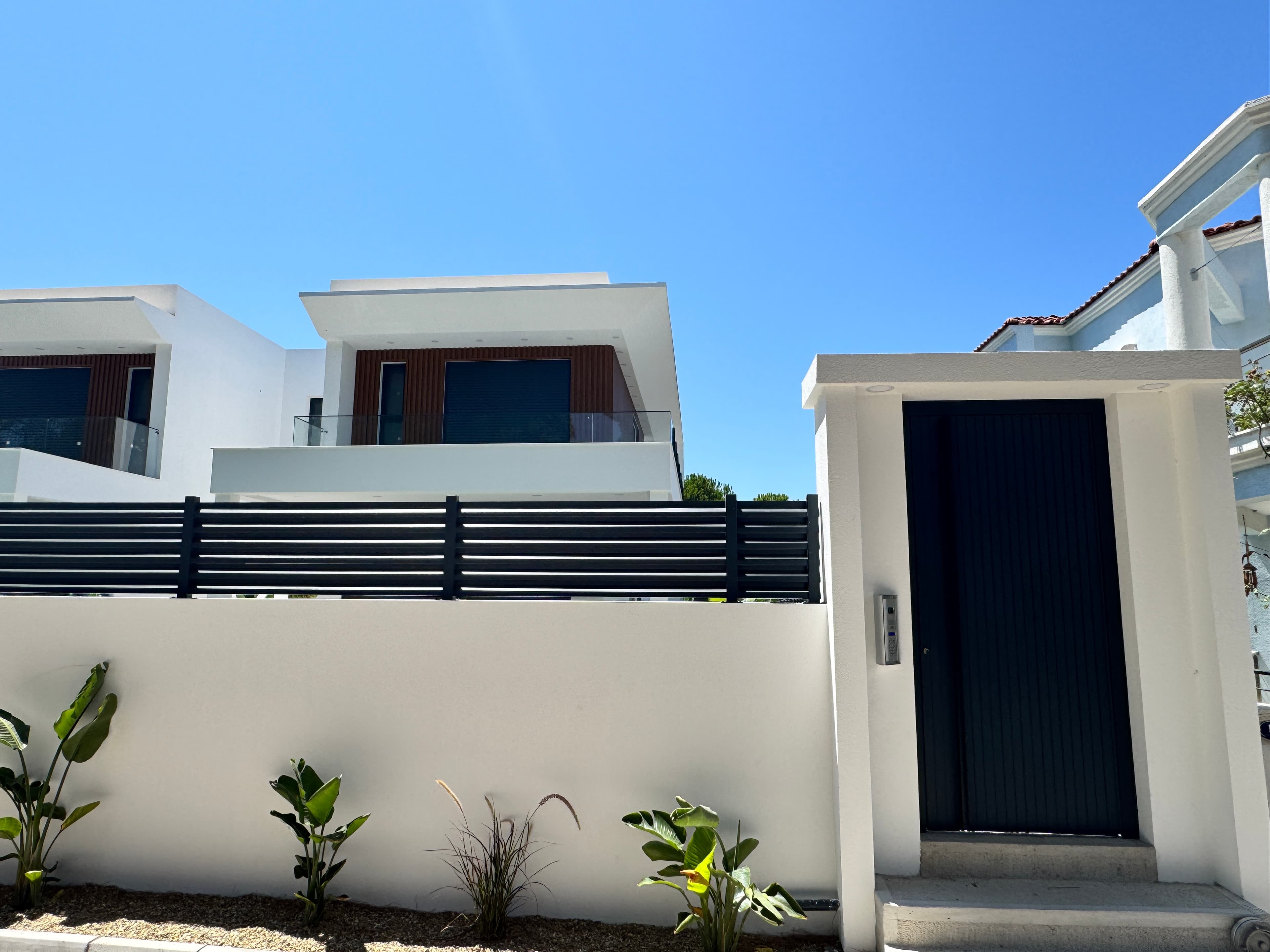 Çeşme Şifne'de Mistral Plajına 200 mt Mesafede Satılık 4+1 Havuzlu Lüks Villa, Şifne, Çeşme