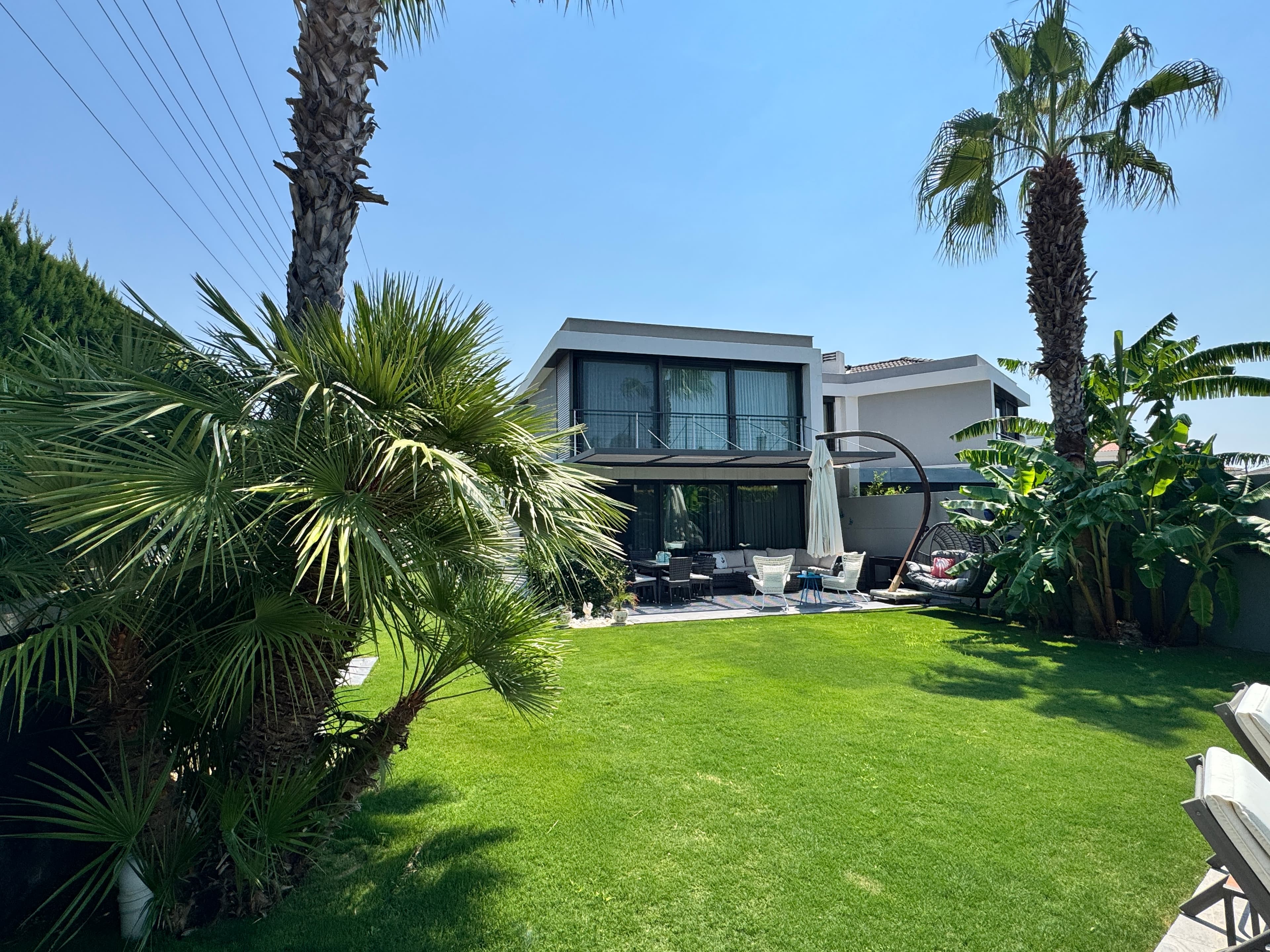 Alaçatı Göbene'de 500 m² Arsa İçerisinde Satılık 4+1 Müstakil Havuzlu Lüks Villa, Alaçatı