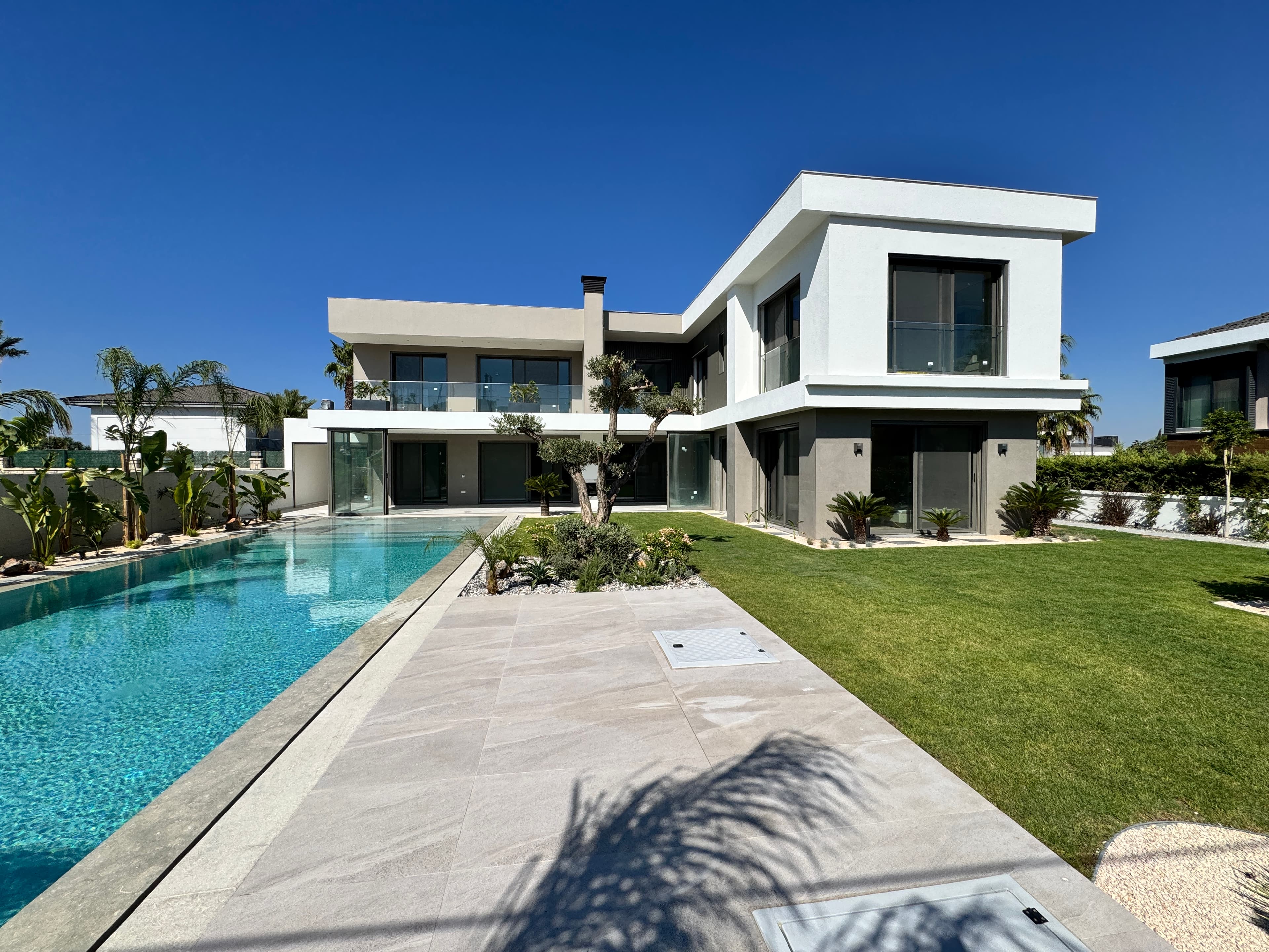 Çeşme Mamurbaba'da Satılık 800 m2 Arsa - 5+1 Müstakil Havuzlu Ultra Lüks Villa, Ilıca, Çeşme