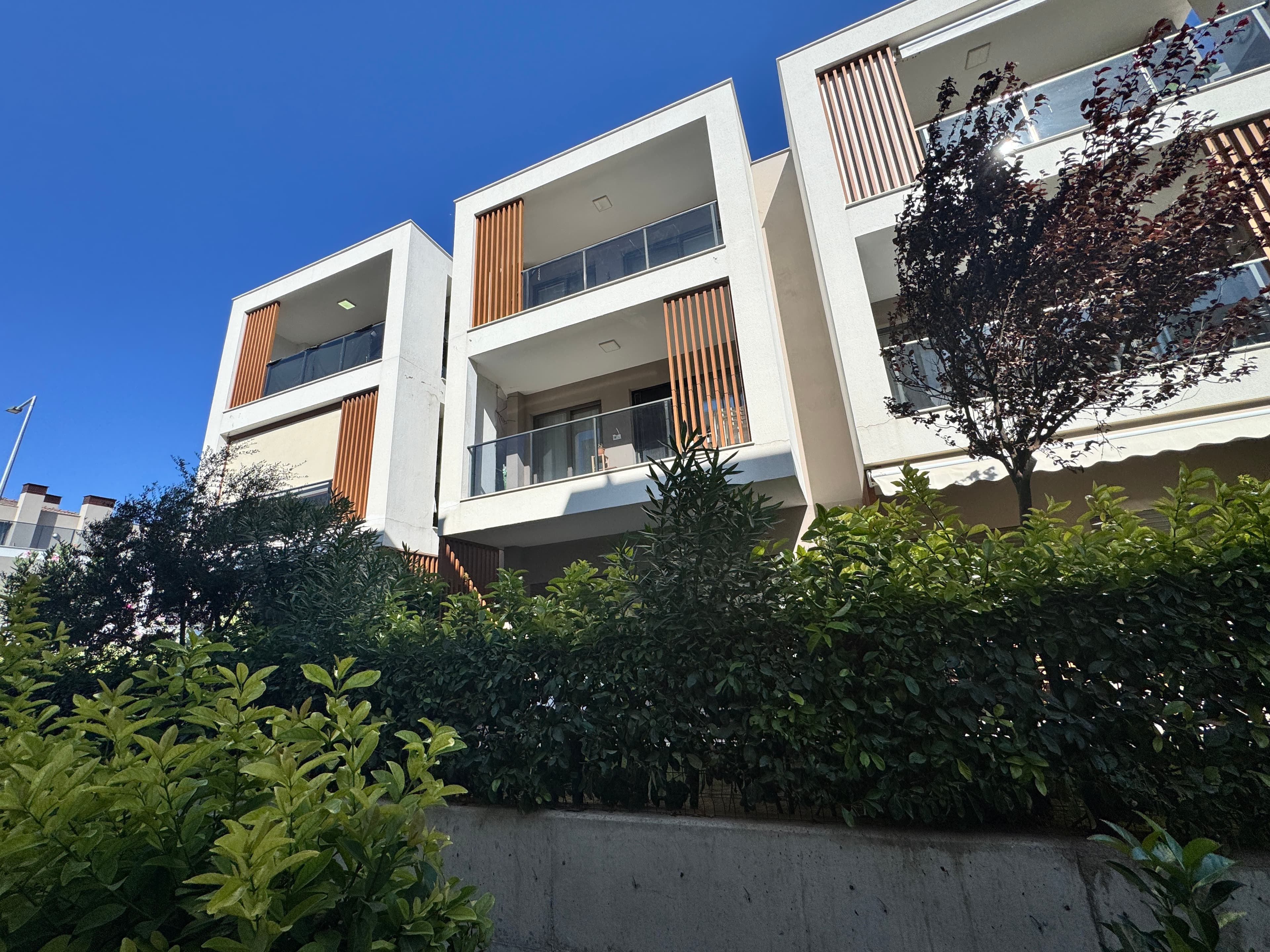 Çeşme Reisdere Loca Çeşme Sitesinde Yıllık Kiralık 1+1 Daire, Reisdere, Çeşme