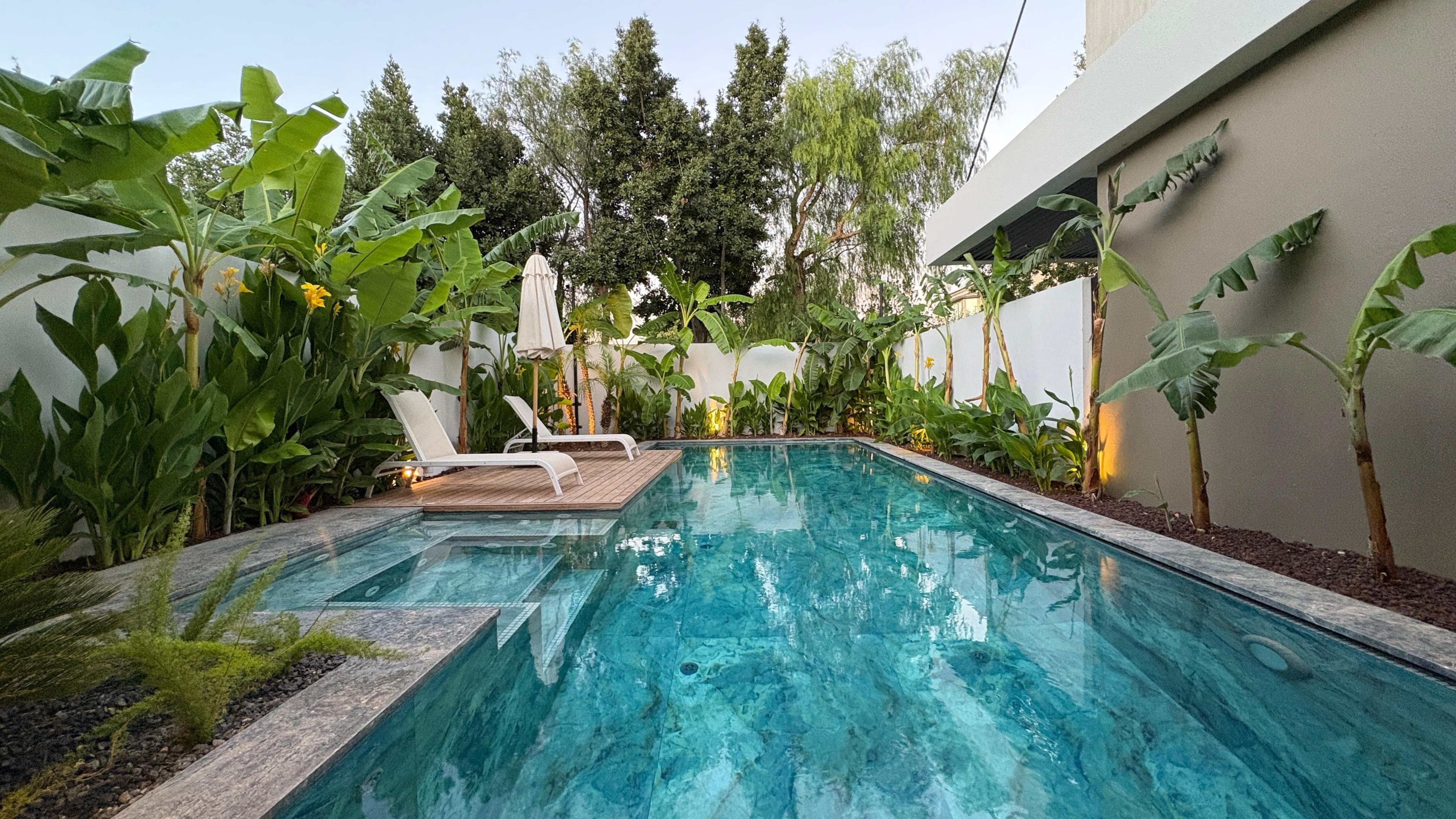 Alaçatı Göbene'de Satılık 5+1 Müstakil Havuzlu Lüks Villa, Alaçatı