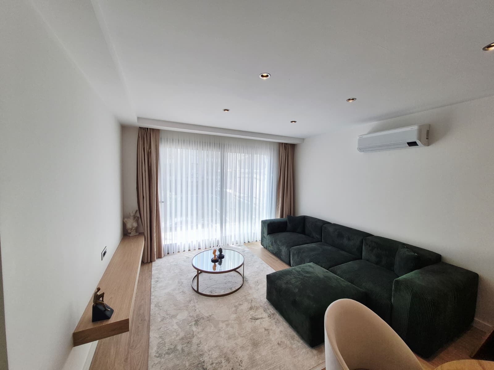 Luxuriöse 2+1 Wohnung in der Nähe des Yachthafens zum Verkauf in Çeşme Musalla, Musalla, Çeşme